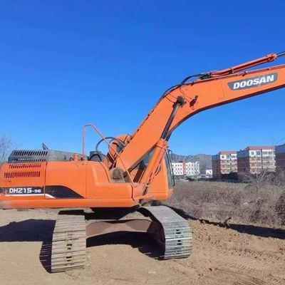 प्रयुक्त उत्खनन खुदाई Doosan DH215W निर्माण मशीनरी 48KW ईंधन की बचत