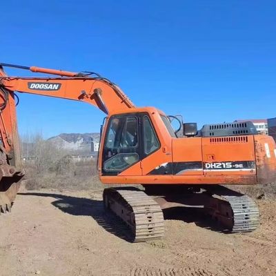 प्रयुक्त उत्खनन खुदाई Doosan DH215W निर्माण मशीनरी 48KW ईंधन की बचत