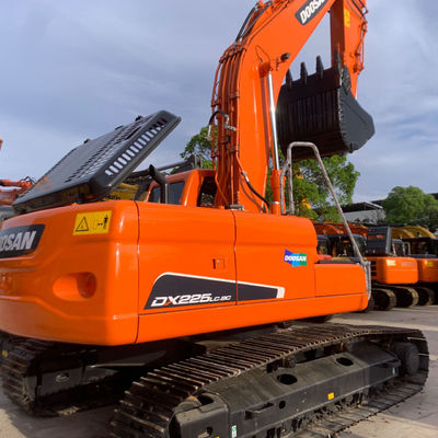 1900 आरपीएम प्रयुक्त डूसन खुदाई मशीन DX225LC-9C निर्माण उपकरण 21800kg