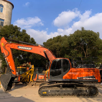 क्रॉलर प्रकार प्रयुक्त DOOSAN DX300LC-9C खुदाई करने वाली पृथ्वी चलाने वाली मशीनरी 30215 किलो