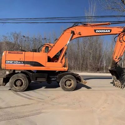 Doosan 210w-7 खनन उद्योग के लिए इस्तेमाल किया पहिया खुदाई खुदाई 115kW
