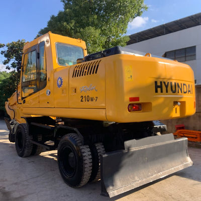 HYUNDAI 210W-7 पुराने पहिया खुदाई मशीन, खनन के लिए इस्तेमाल किया निर्माण उपकरण 124KW