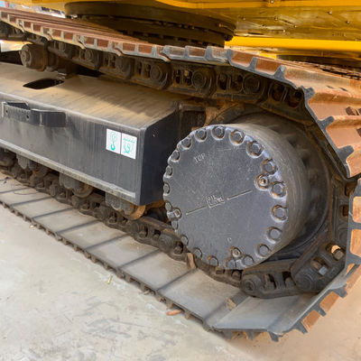कोमात्सु पीसी210 प्रयुक्त निर्माण उपकरण सेकंड हैंड खुदाई मशीन 20630kg