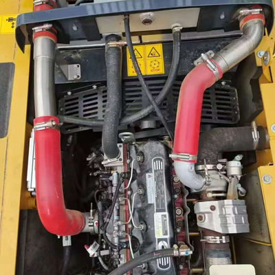 क्रॉलर ट्रैक के साथ भारी शुल्क प्रयुक्त XCMG XE135 हाइड्रोलिक खुदाई मशीन